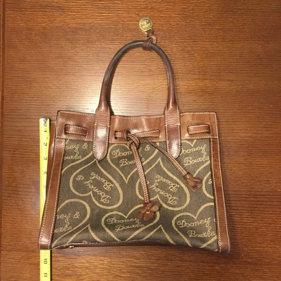 Dooney and Burke Vintage Brown Heart Purse. - Picture 2 of 6